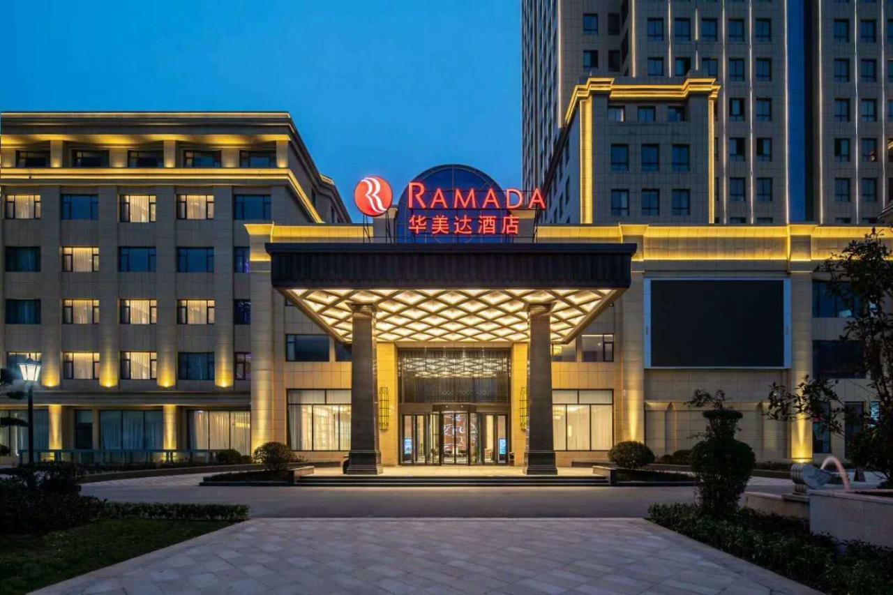 Ramada Wyndham Zhengzhou Xinzheng Hotel Xinzheng  Bagian luar foto